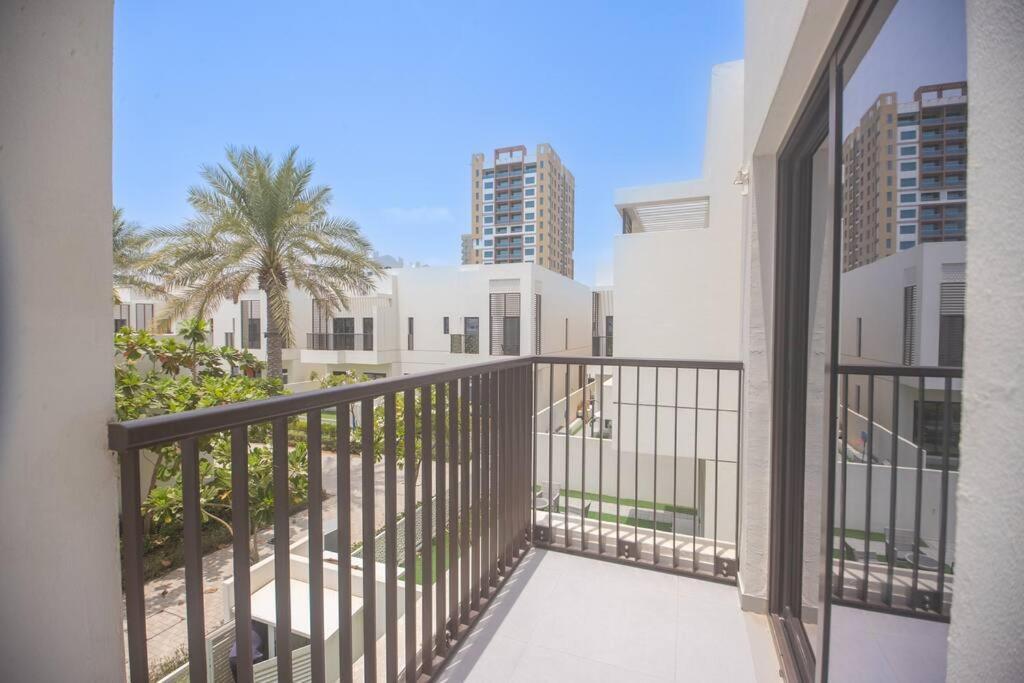 Luxury 3 Bdr Villa By The Sea 54 Fudschaira Exterior foto
